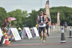 BIB: 378
                            <button type="button" onclick="openModal(4943015)" class="btn btn-primary btn-sm float-right btn-popup" data-toggle="modal" data-target=".modal-high-quality">
                        <i class="fas fa-shopping-cart"></i> Add to Cart
                    </button>
                                            <button type="button" onclick="isThisMe(4943015, true)" class="btn btn-success btn-sm float-right btn-popup btn-isme hidden" data-toggle="tooltip" data-placement="bottom" title="นี่คือรูปของคุณใช่ไหม คลิกที่นี่เพื่อเอาเข้าอัลบั้ม">
                        <i class="fas fa-plus"></i> Add to album
                    </button>
                    <button type="button" onclick="isThisMe(4943015, false)" class="btn btn-warning btn-sm float-right btn-popup btn-isnotme hidden">
                        <i class="fas fa-ban"></i> Remove from album
                    </button>